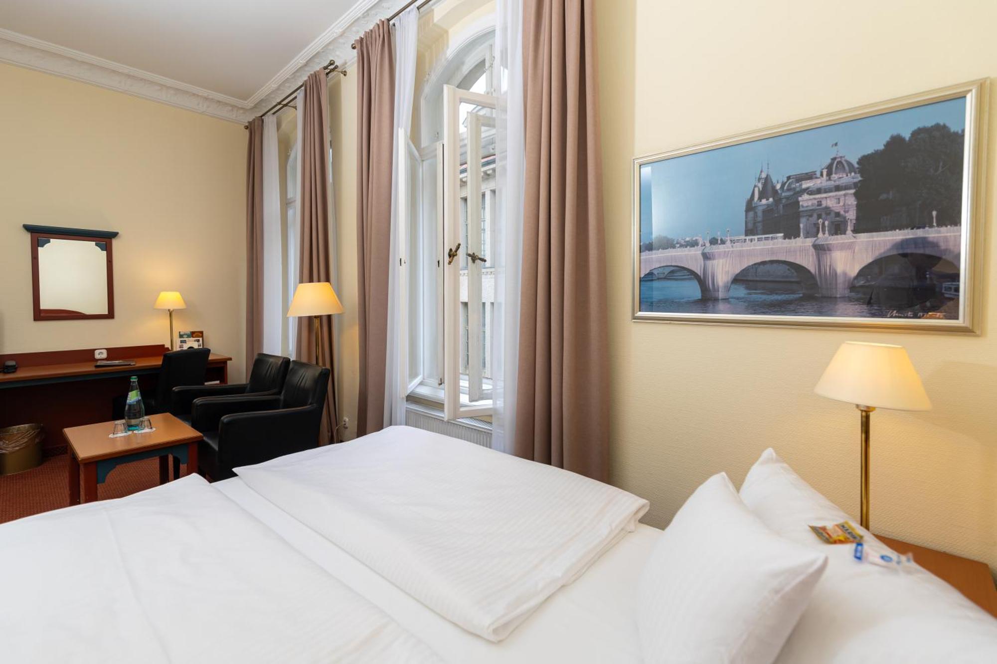 Akzent Hotel Am Goldenen Strauss Görlitz Eksteriør billede
