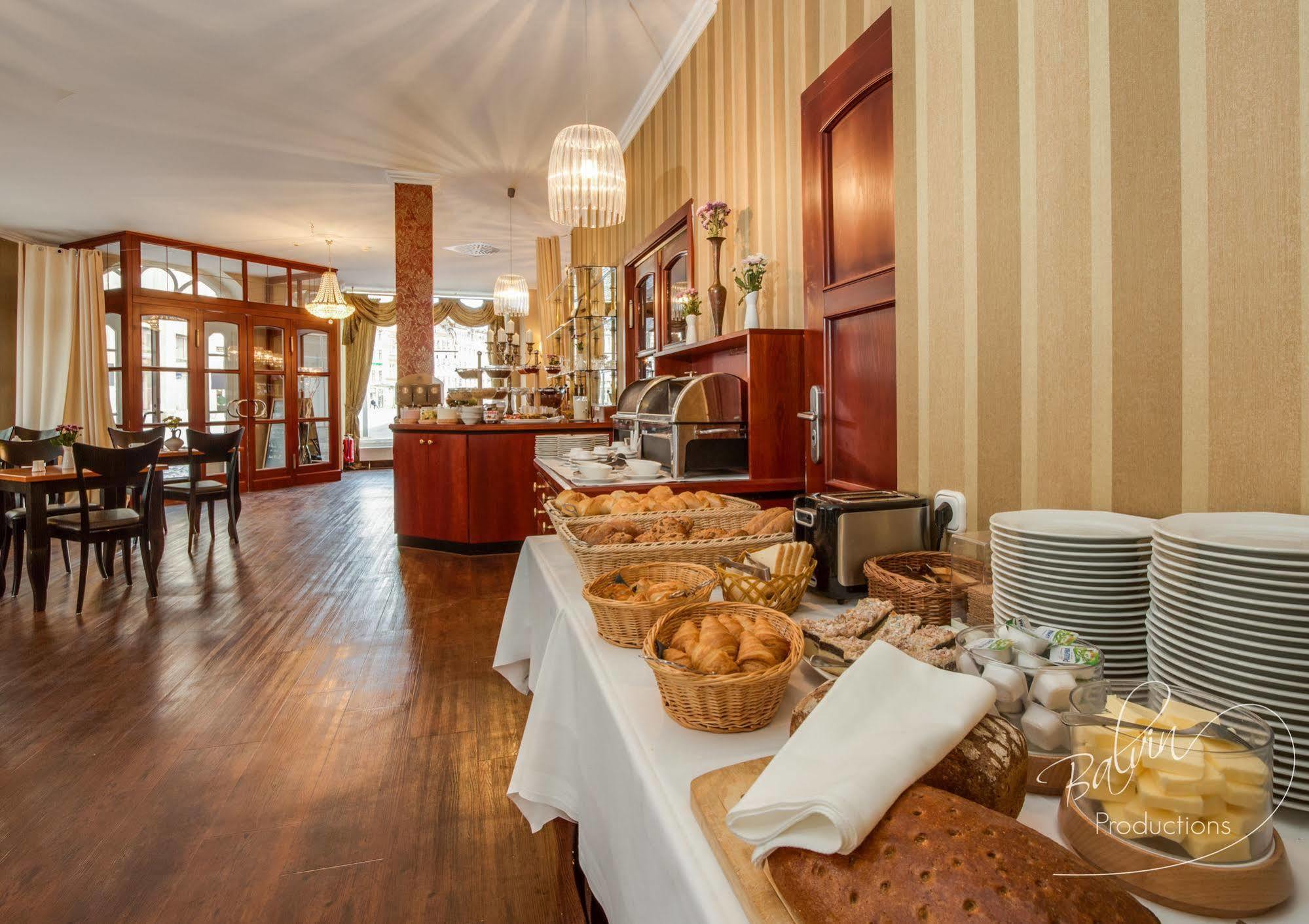 Akzent Hotel Am Goldenen Strauss Görlitz Eksteriør billede